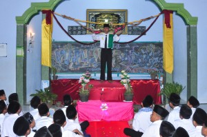 Muhadloroh Pondok Pesantren Darul Amanah, Sukorejo, Kendal, Semarang, Jawa Tengah, Indonesia, Pesantren Terbaik di Indonesia, Pondok Pesantren Terbaik Sejawa dan Bali, Pondok Pesantren Terbaik di Jawa Tengah, Pondok Pesantren Terbaik di Kendal, Pondok Pesantren Terbaik di Semarang, Pondok Modern Darul Amanah, Pondok Modern Terbaik, Pondok Modern Gontor, Pondok Pesantren Alumni Gontor, Gontor Jawa Timur, Pondok Modern Terbaik, Kurikulum TMI, Pesantren Salafi, Pembelajaran Selama 24 Jam