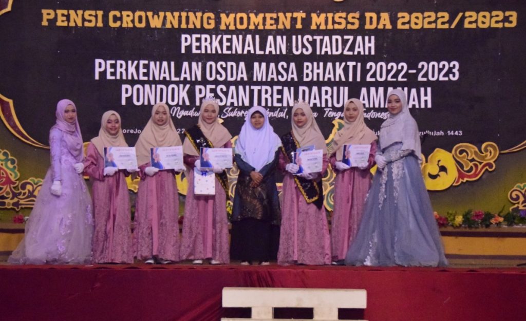 Crowning Moment Miss DA : Ajang Penghargaan Prestisius Santriwati
