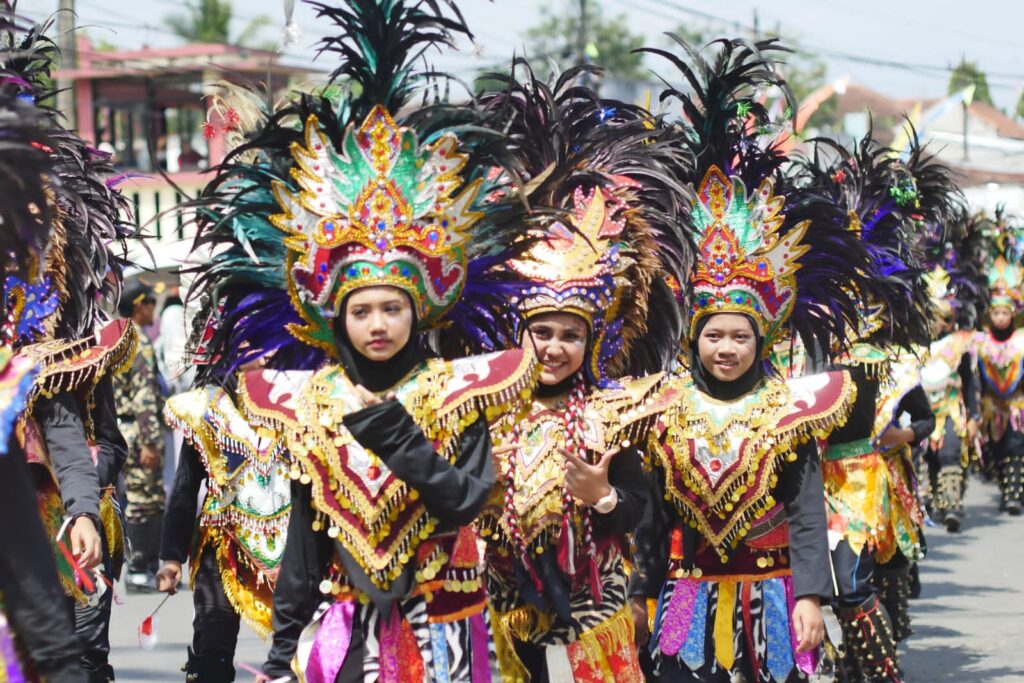 Pondok Pesantren Darul Amanah Juara 1 Karnaval Kecamatan Sukorejo